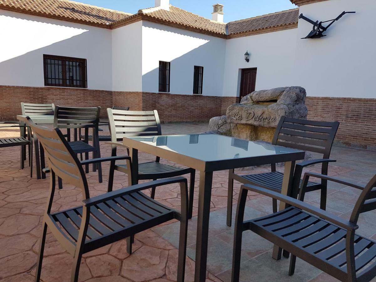 Apartamentos Rurales La Dehesa Del Acebuche Jaén Екстериор снимка