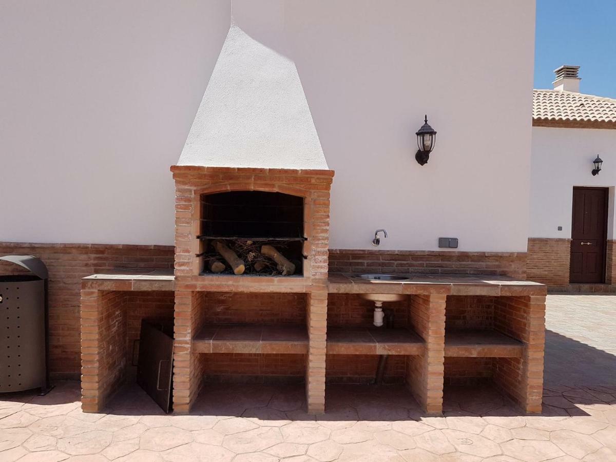 Apartamentos Rurales La Dehesa Del Acebuche Jaén Екстериор снимка